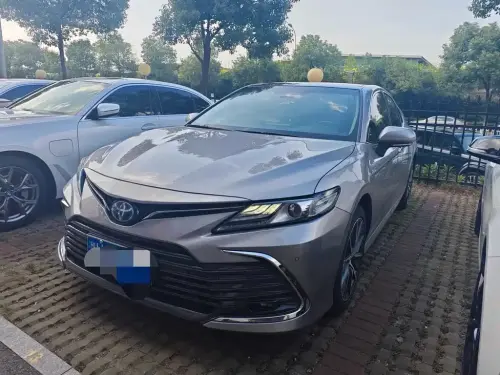 Toyota Camry, 2023