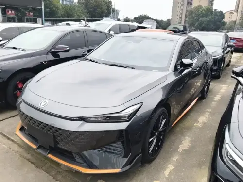 Changan UNI-V, 2025