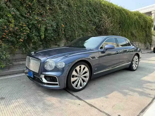 Bentley Flying Spur, 2021
