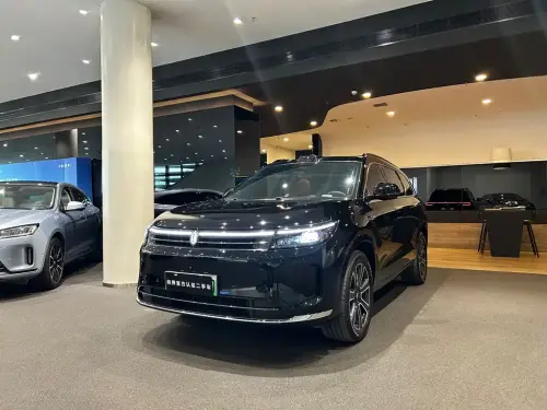 AITO M7, 2024