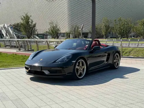 Porsche 718, 2022