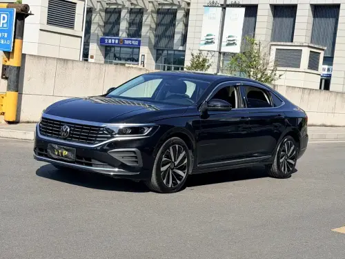 Volkswagen Passat, 2025