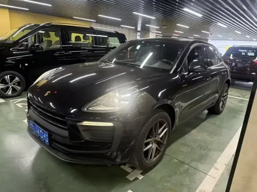 Porsche Macan, 2022