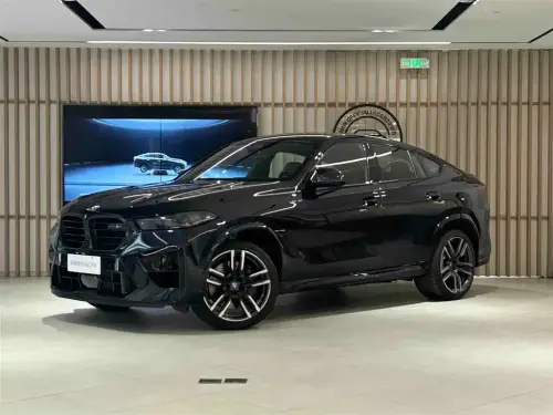 BMW X6M, 2025