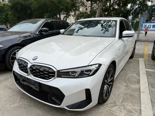 BMW 3-Series, 2023
