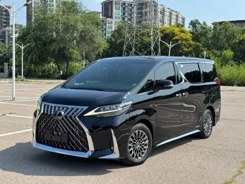 Lexus LM, 2020