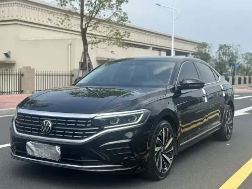 Volkswagen Passat, 2022