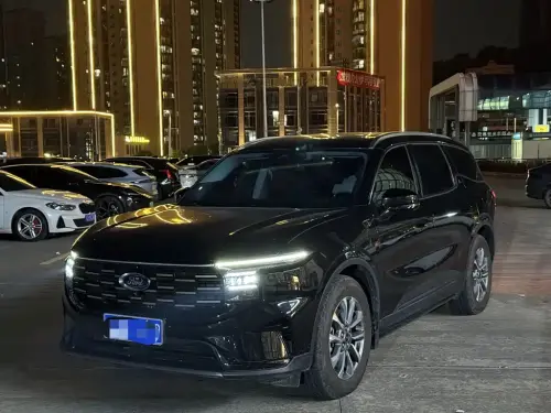 Ford Edge, 2025