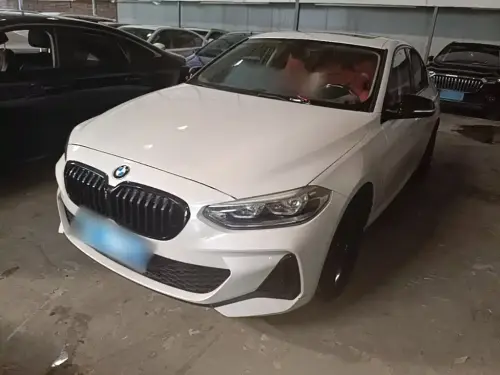 BMW 1-Series, 2021
