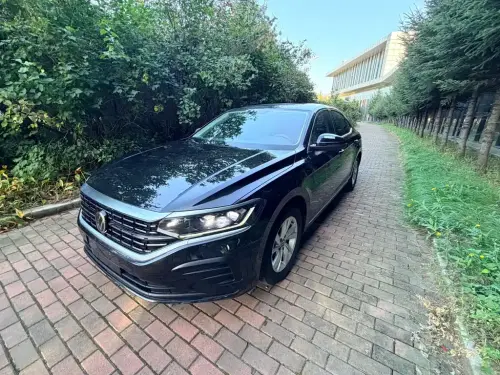 Volkswagen Passat, 2023