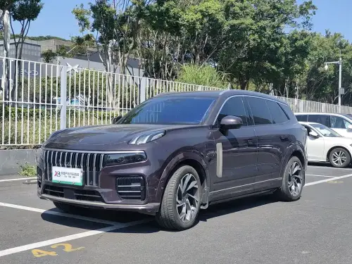 Lynk & Co 09, 2022