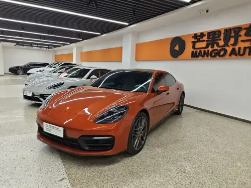 Porsche Panamera, 2022
