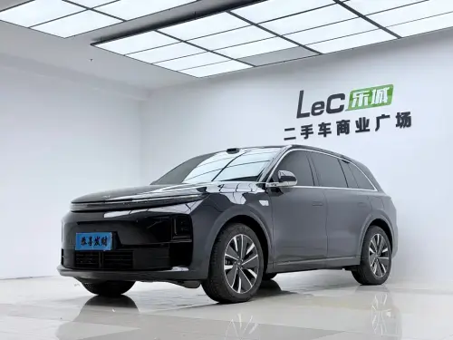 Li Auto L6, 2025