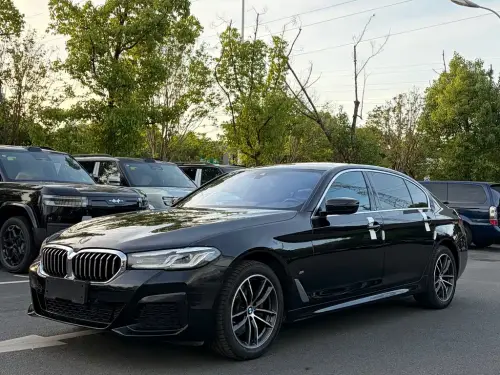 BMW 5-Series, 2023