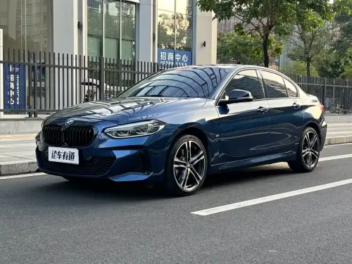 BMW 1-Series, 2022