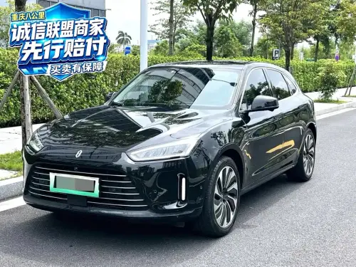 AITO M5, 2022