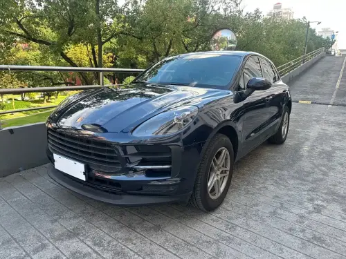 Porsche Macan, 2021