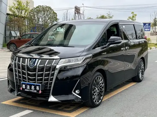 Toyota Alphard, 2023