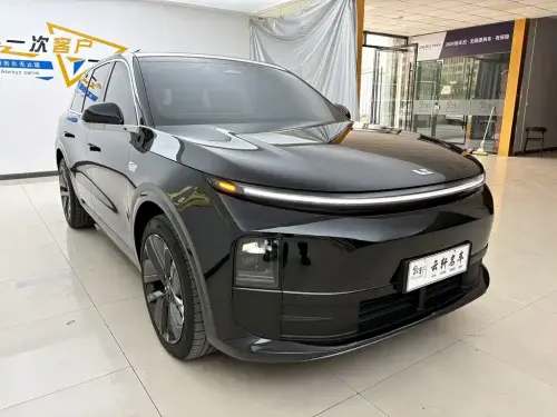 Li Auto L6, 2025