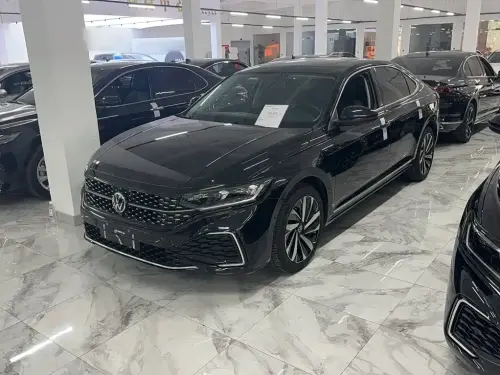 Volkswagen Passat, 2022