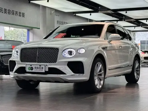 Bentley Bentayga, 2022