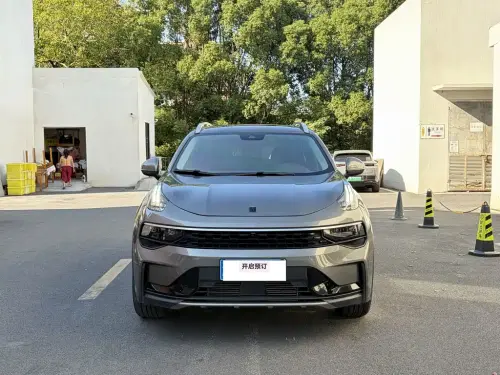 Lynk & Co 01, 2021