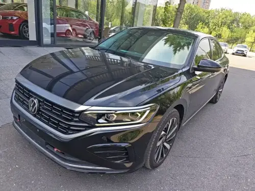 Volkswagen Passat, 2023
