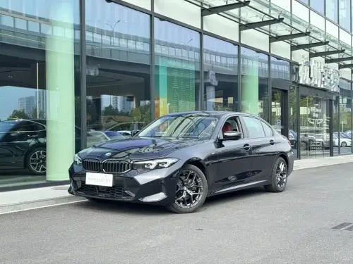 BMW 3-Series, 2025