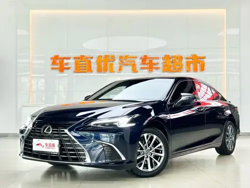 Lexus ES, 2025