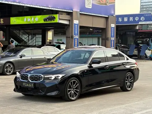 BMW 3-Series, 2025