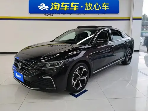 Volkswagen Passat, 2024