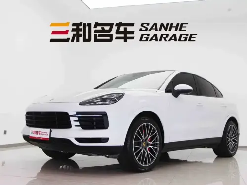 Porsche Cayenne, 2022