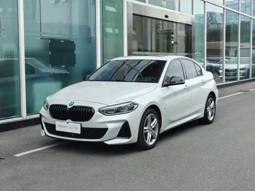 BMW 1-Series, 2021