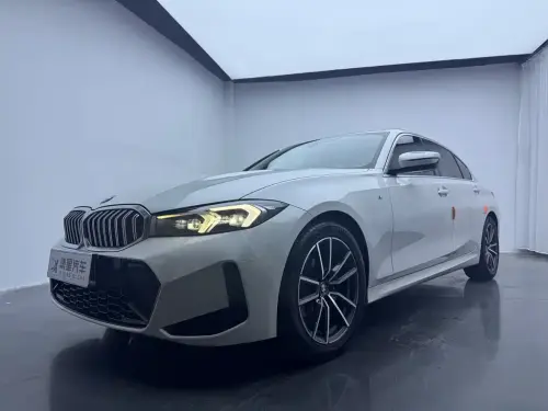 BMW 3-Series, 2023