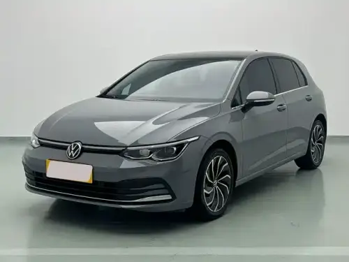 Volkswagen Golf, 2023