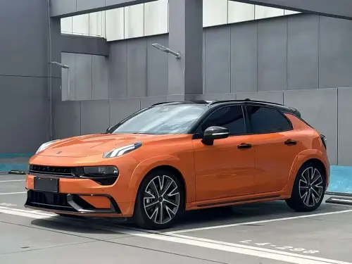 Lynk & Co 02 Hatchback, 2022