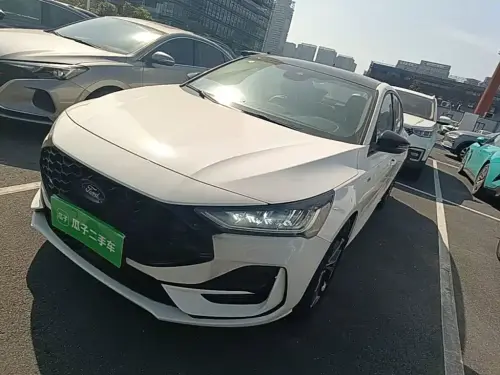 Ford Focus, 2023