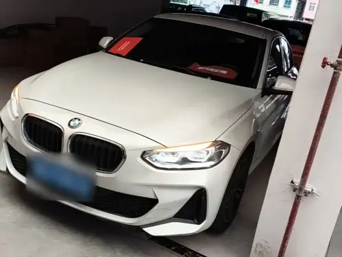 BMW 1-Series, 2021
