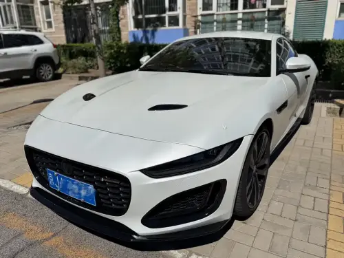 Jaguar F-TYPE, 2022