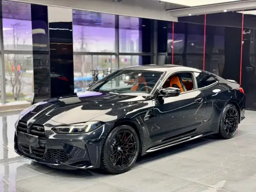 BMW 4-Series M, 2025