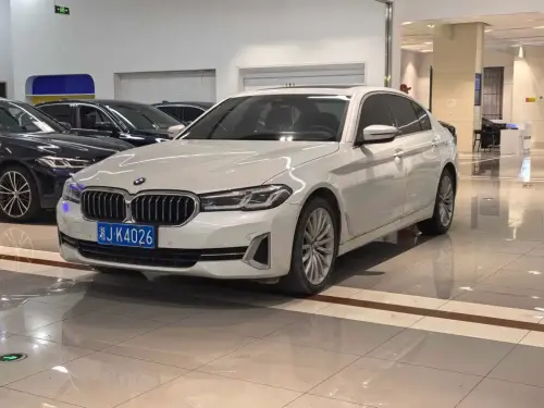 BMW 5-Series, 2023