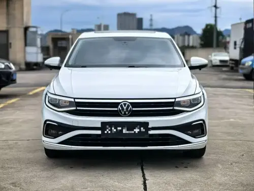 Volkswagen Bora, 2024