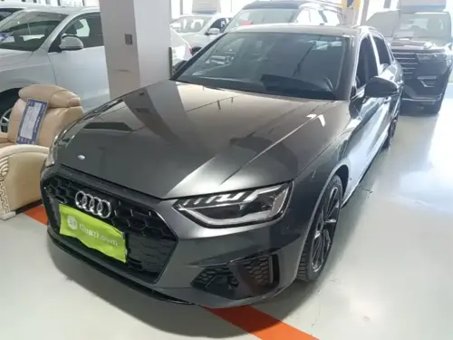 Audi A4, 2023