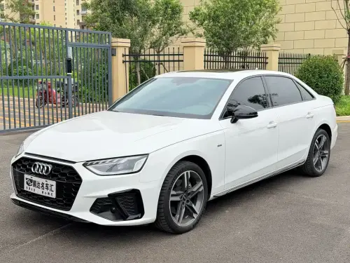 Audi A4, 2023