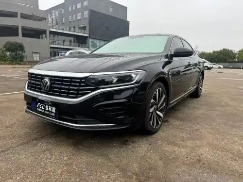 Volkswagen Passat, 2023