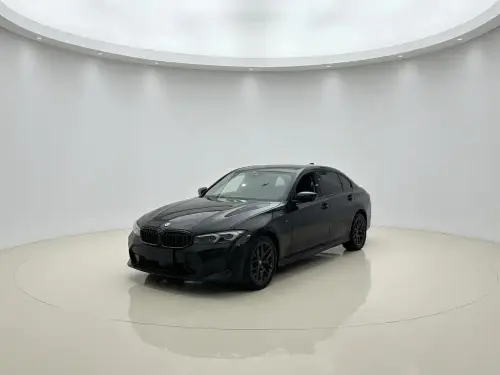 BMW 3-Series, 2025