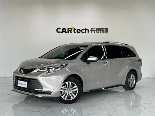 Toyota Sienna, 2022