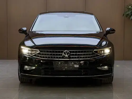Volkswagen Magotan, 2023