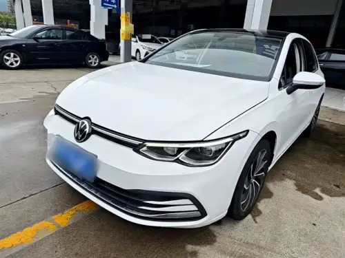 Volkswagen Golf, 2021
