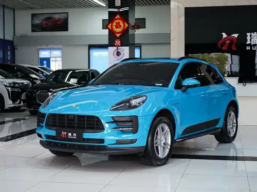 Porsche Macan, 2021
